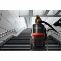 Aspirateur dorsal RSB150NX NUMATIC à batterie 6L avec une batterie et un chargeur